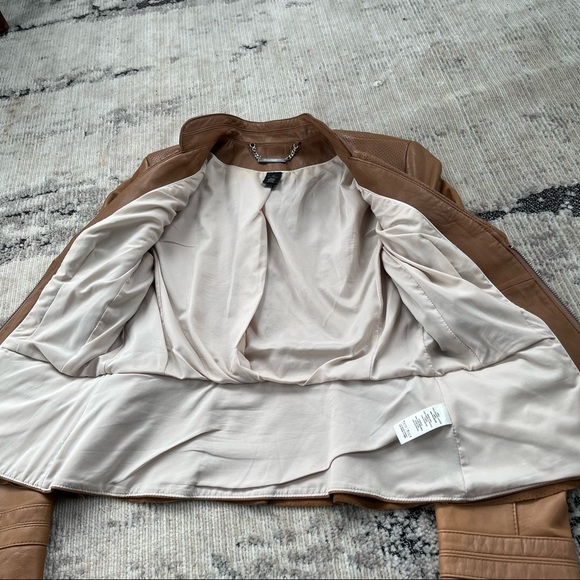 💔 SOLD 💔 White House Black Market Leather Peplum Jacket in Camel - Picture 9 of 16
